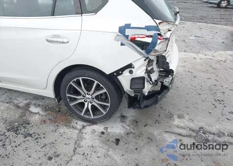 2017 Subaru Impreza Limited из США, поврежденный, VIN 4S3GTAU69H3711944